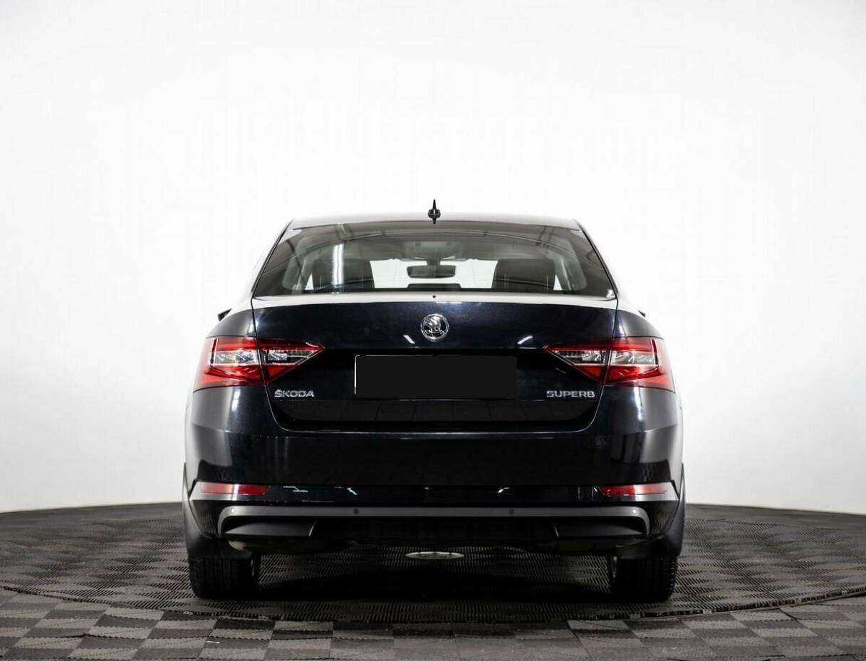 Купить Skoda Superb, 2017, 142 000 км, фото №5