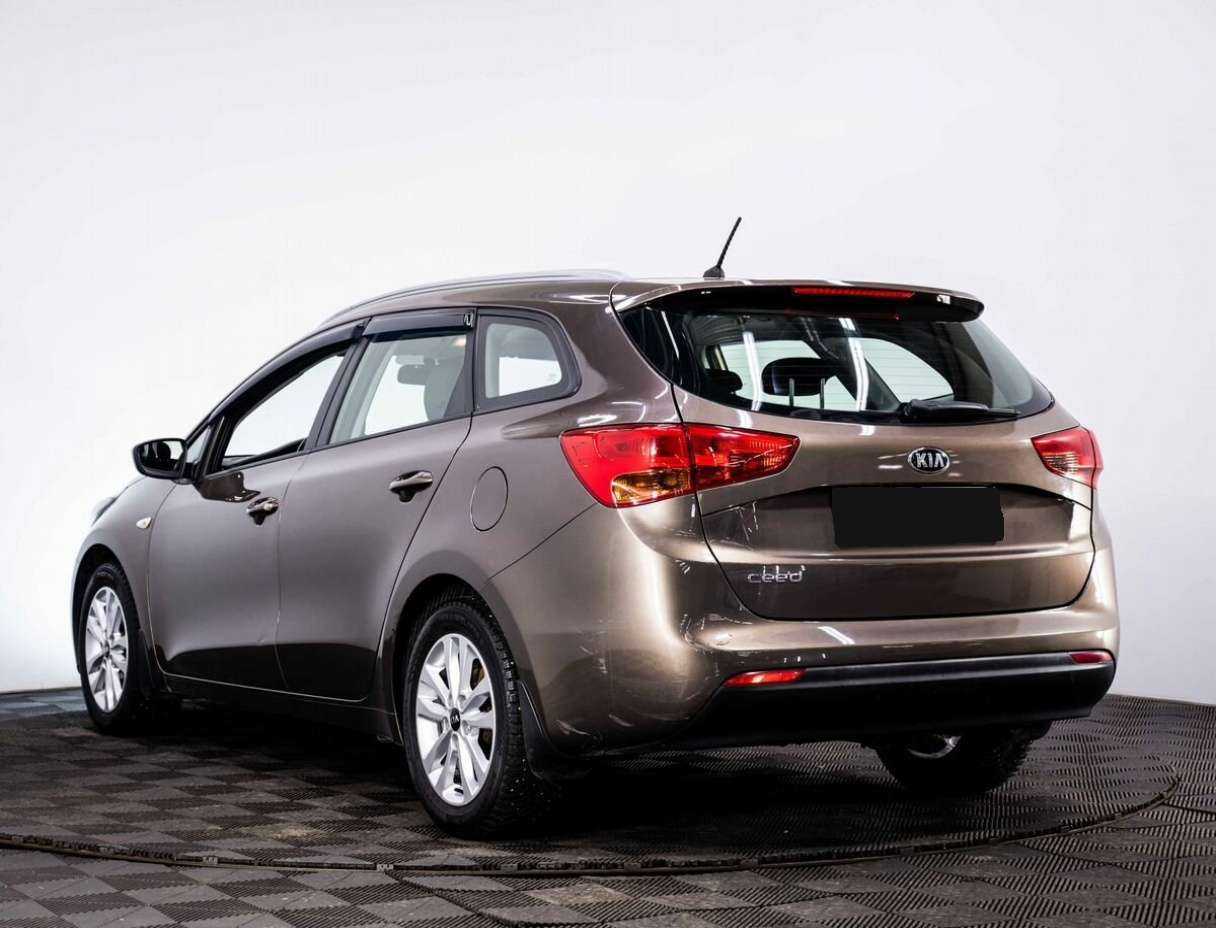 Купить Kia Ceed, 2014, 141 000 км, фото №4