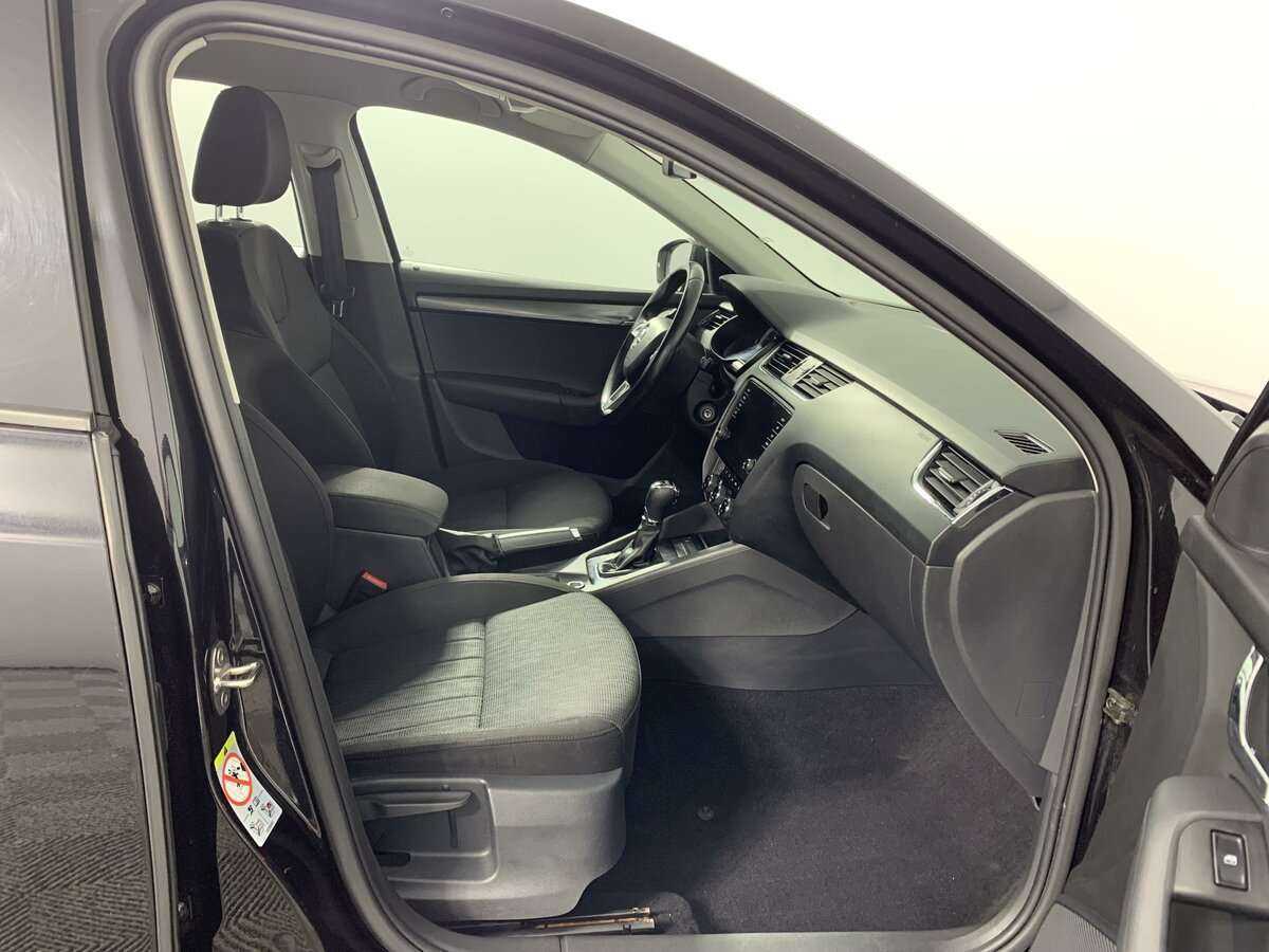 Купить Skoda Octavia, 2018, 142 835 км, фото №19