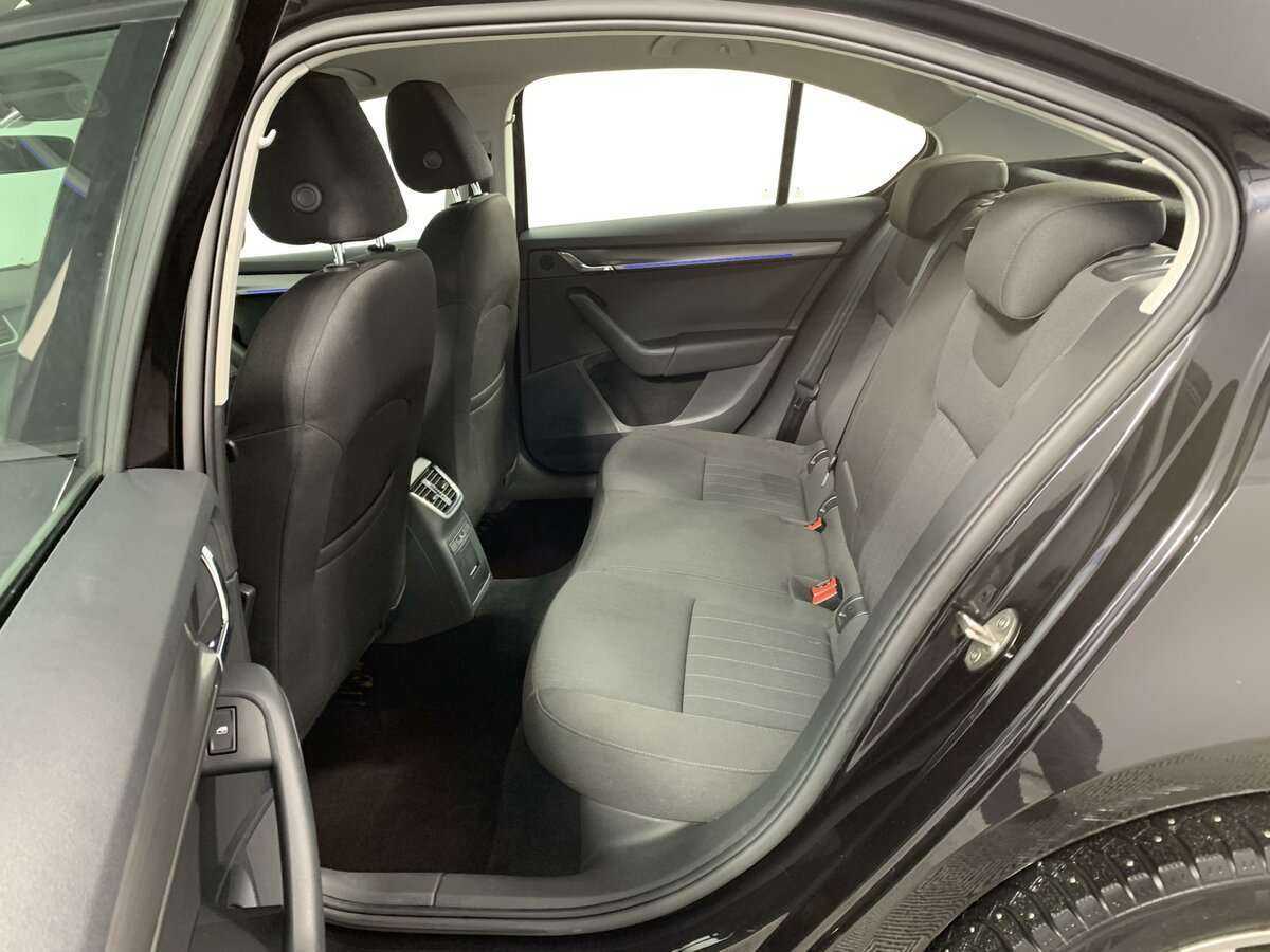 Купить Skoda Octavia, 2018, 47 638 км, фото №8