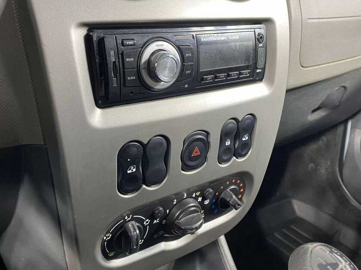 Купить Renault Logan, 2012, 139 000 км, фото №9