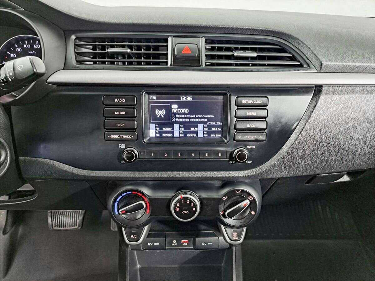Купить Kia Rio, 2017, 87 000 км, фото №13