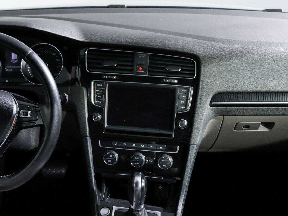 Купить Volkswagen Golf, 2013, 130 000 км, фото №13