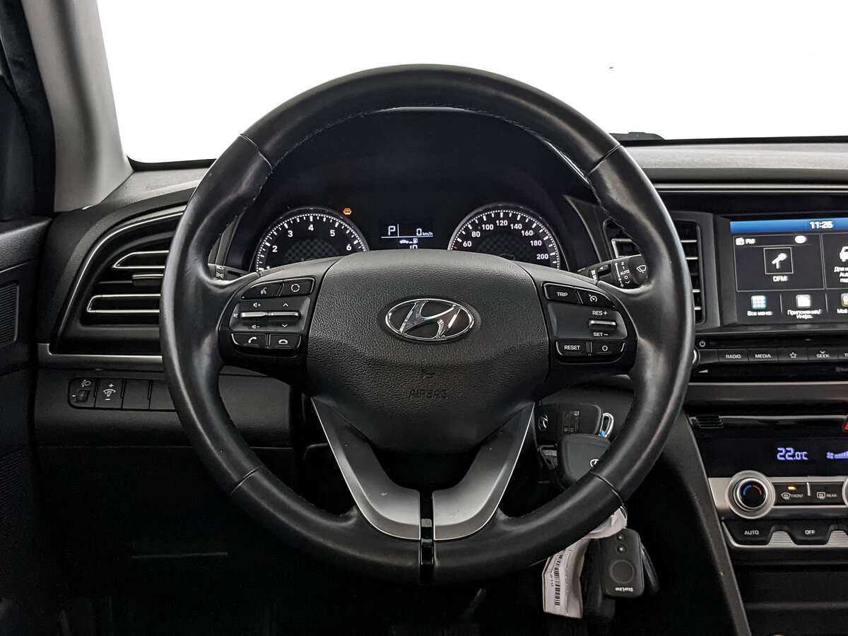 Купить Hyundai Elantra, 2020, 114 361 км, фото №18
