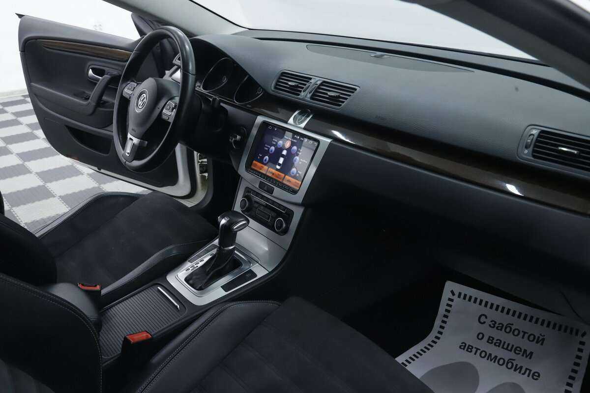 Купить Volkswagen Passat CC, 2012, 131 000 км, фото №16