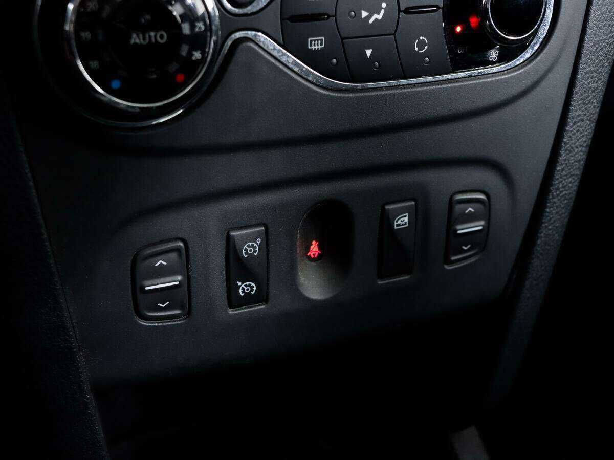 Купить Renault Sandero Stepway, 2018, 64 143 км, фото №13