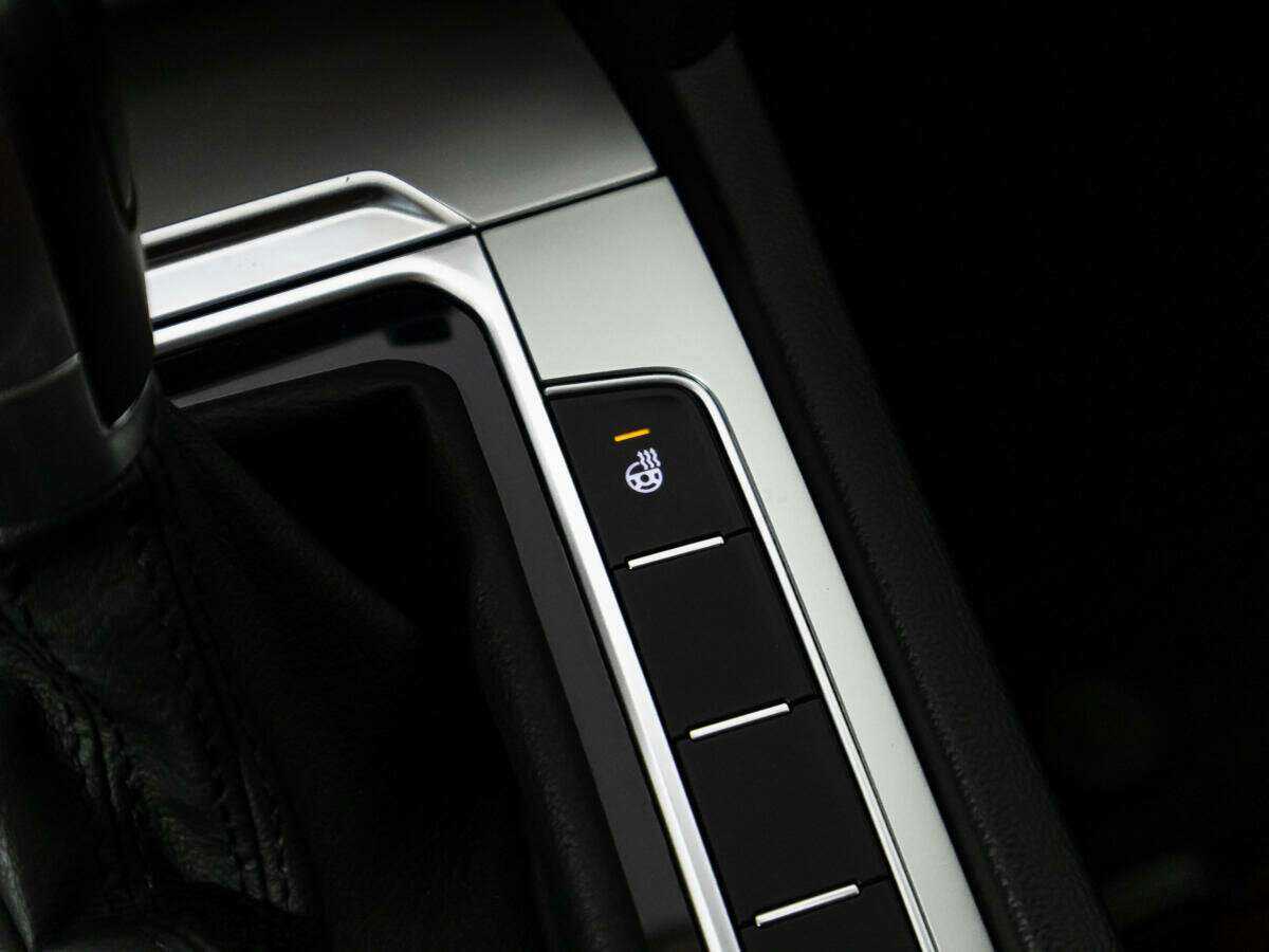 Купить Volkswagen Passat, 2017, 68 113 км, фото №18