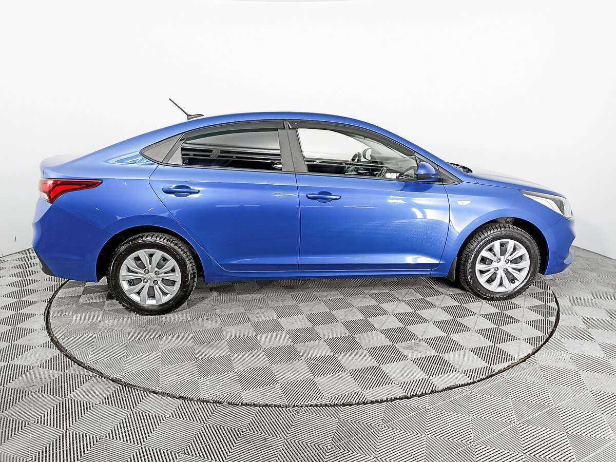 Купить Hyundai Solaris, 2020, 76 303 км, фото №4