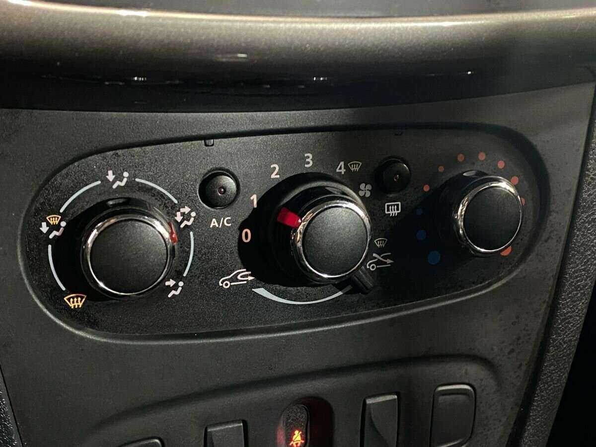 Купить Renault Logan, 2016, 153 674 км, фото №14