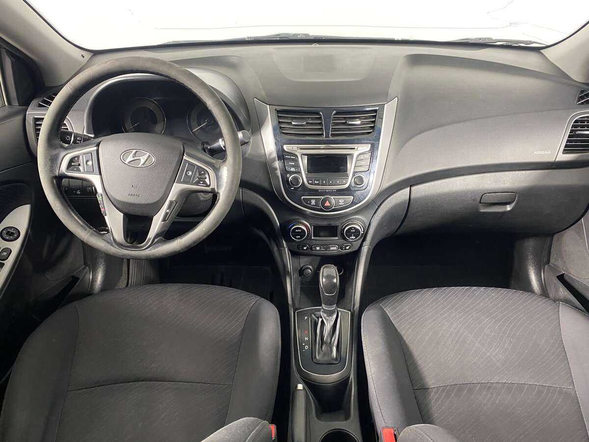 Купить Hyundai Solaris, 2015, 200 500 км, фото №11