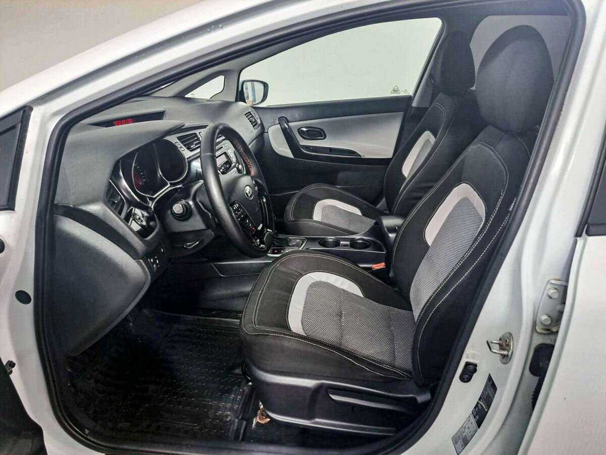 Купить Kia Ceed, 2012, 327 948 км, фото №10