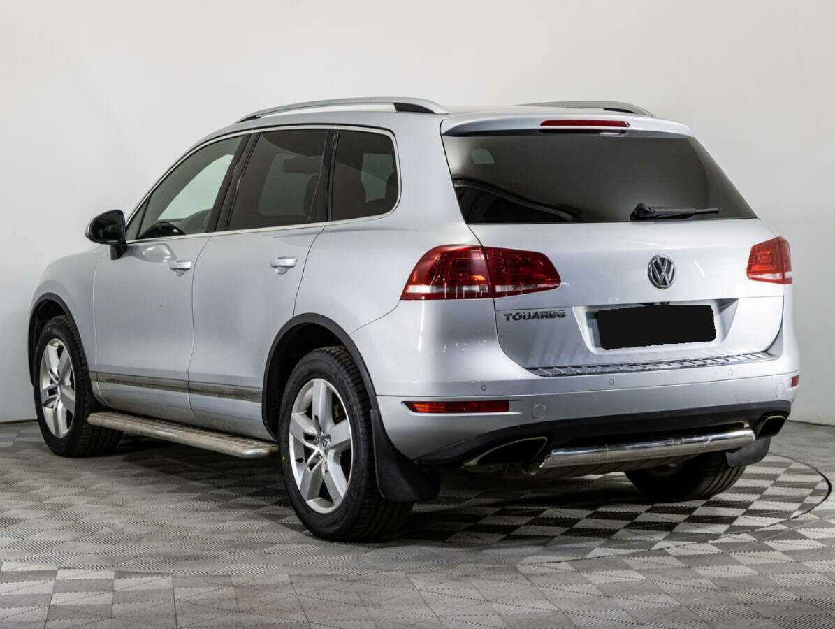 Купить Volkswagen Touareg, 2012, 229 375 км, фото №6