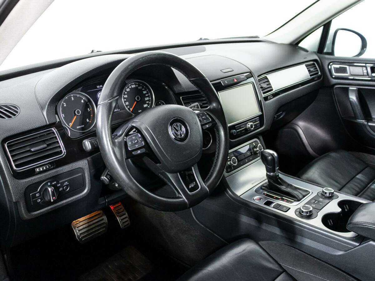 Купить Volkswagen Touareg, 2012, 236 145 км, фото №11