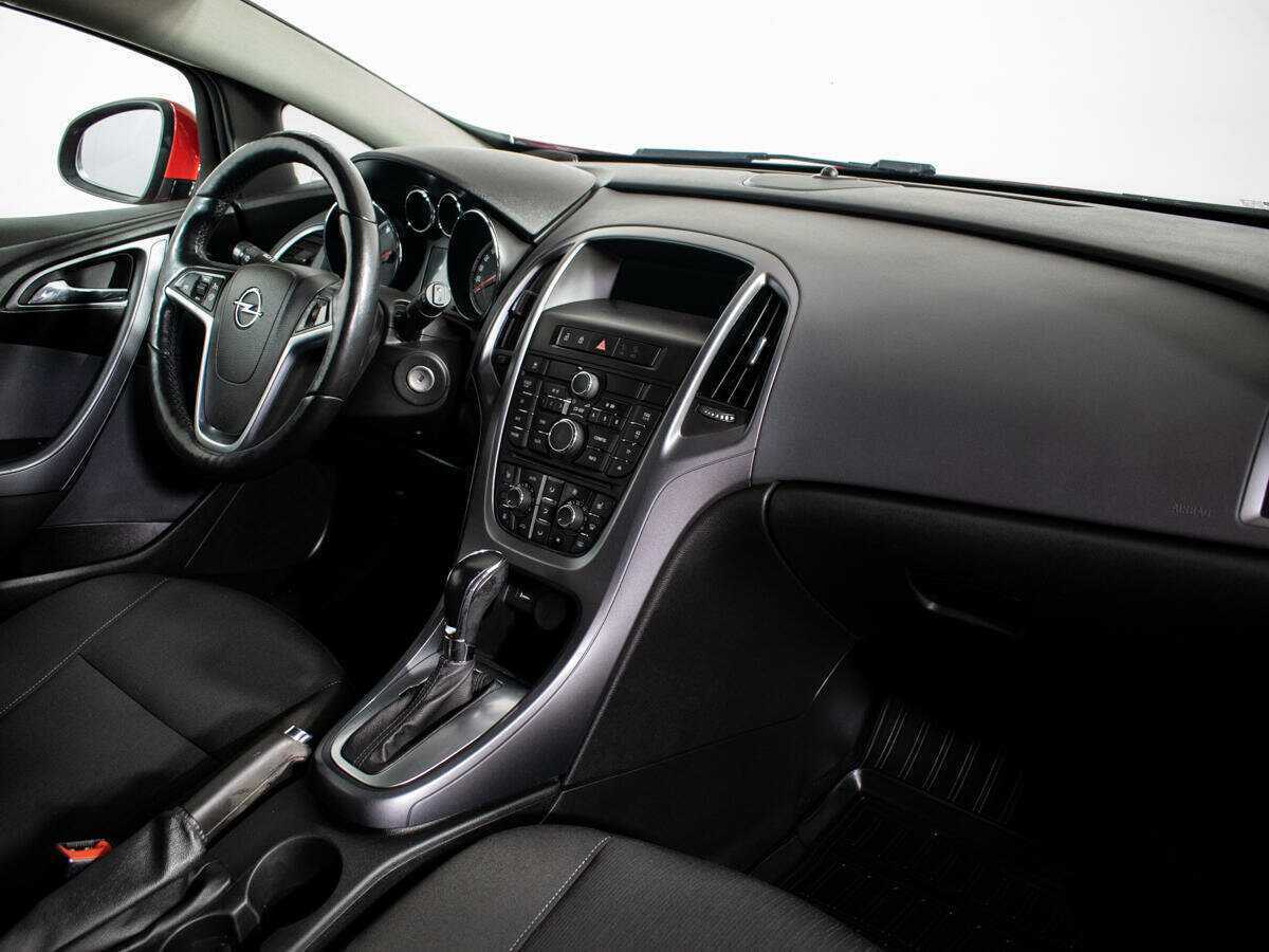 Купить Opel Astra GTC, 2013, 109 000 км, фото №8