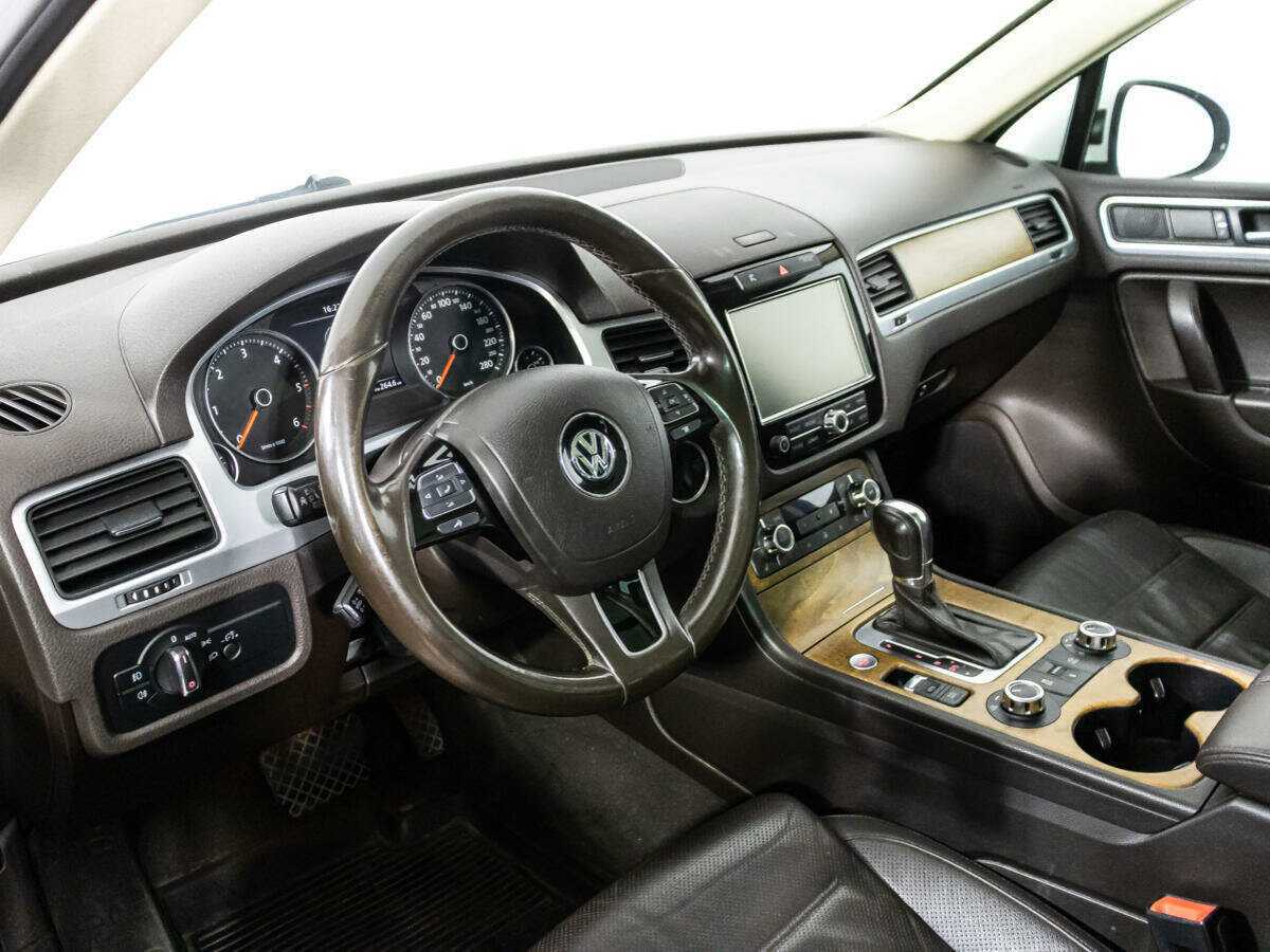 Купить Volkswagen Touareg, 2013, 221 751 км, фото №9