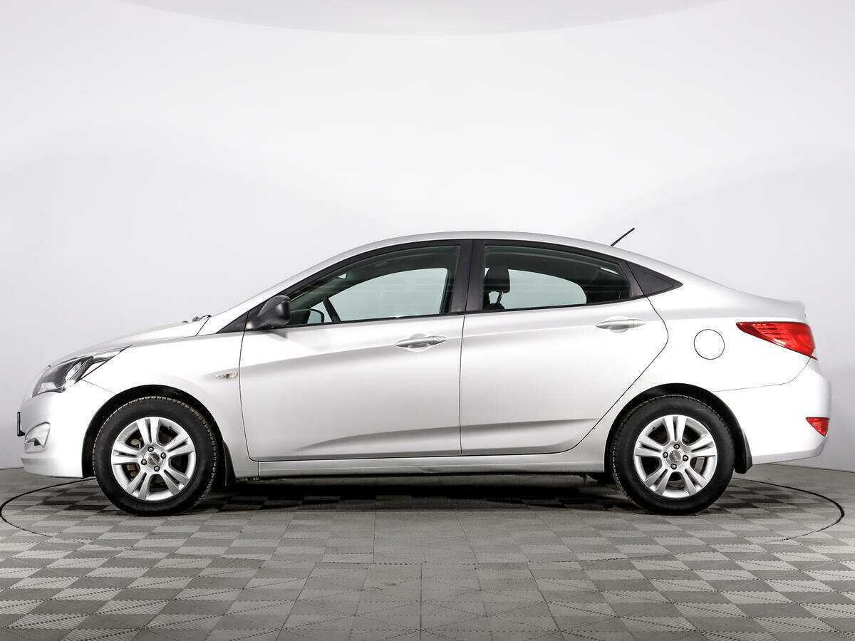 Купить Hyundai Solaris, 2016, 78 960 км, фото №8