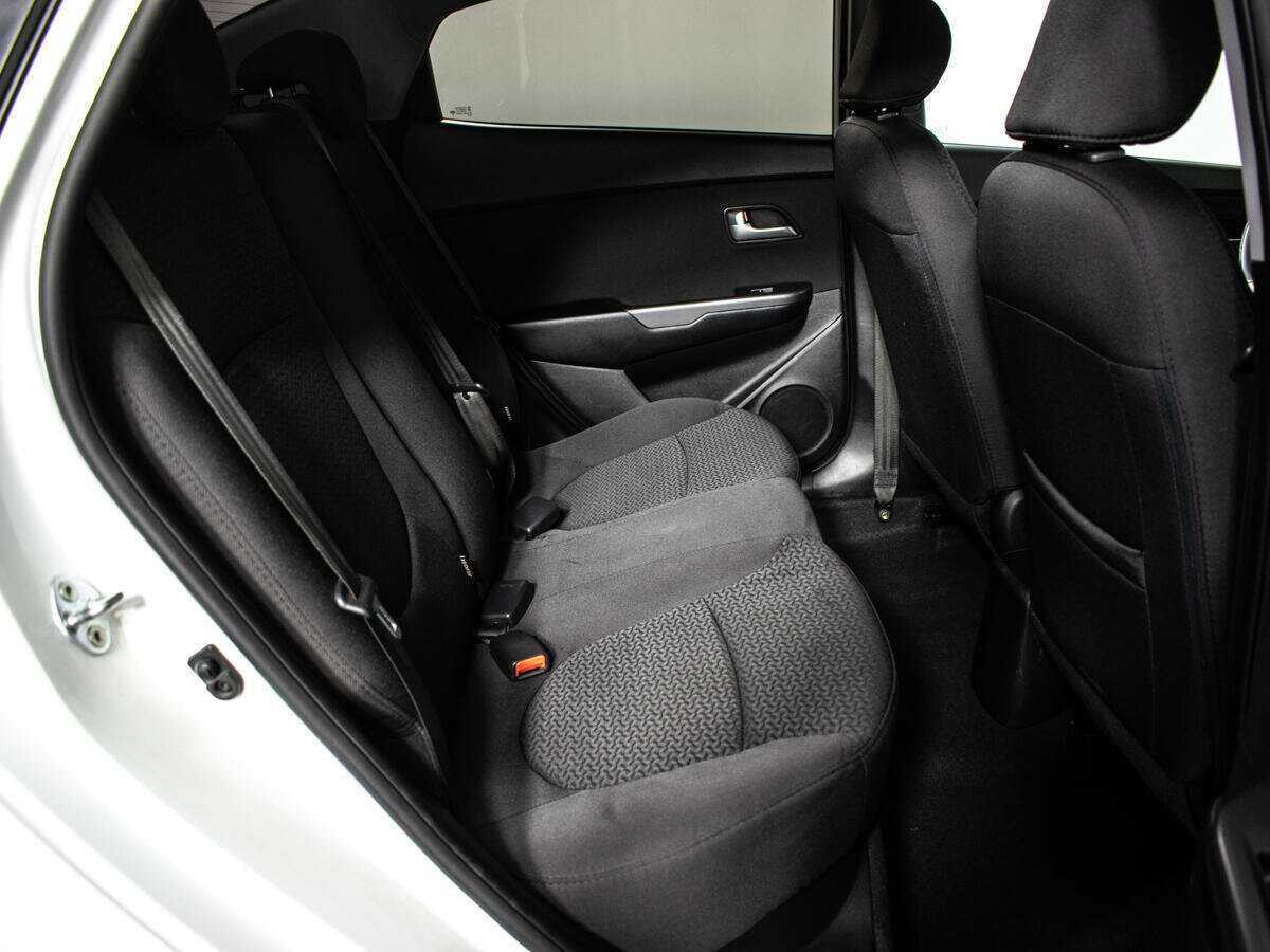 Купить Kia Rio, 2015, 152 900 км, фото №6