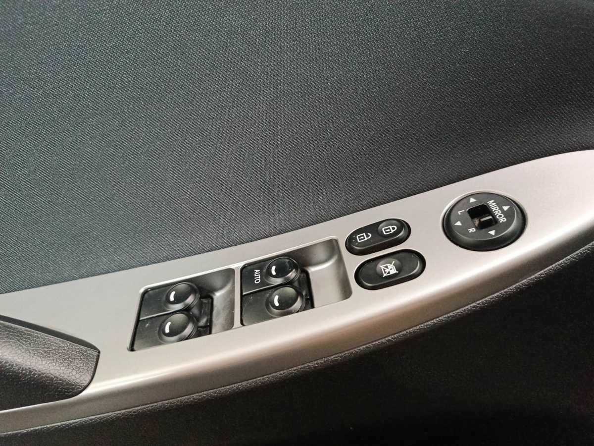 Купить Hyundai Solaris, 2016, 71 506 км, фото №16