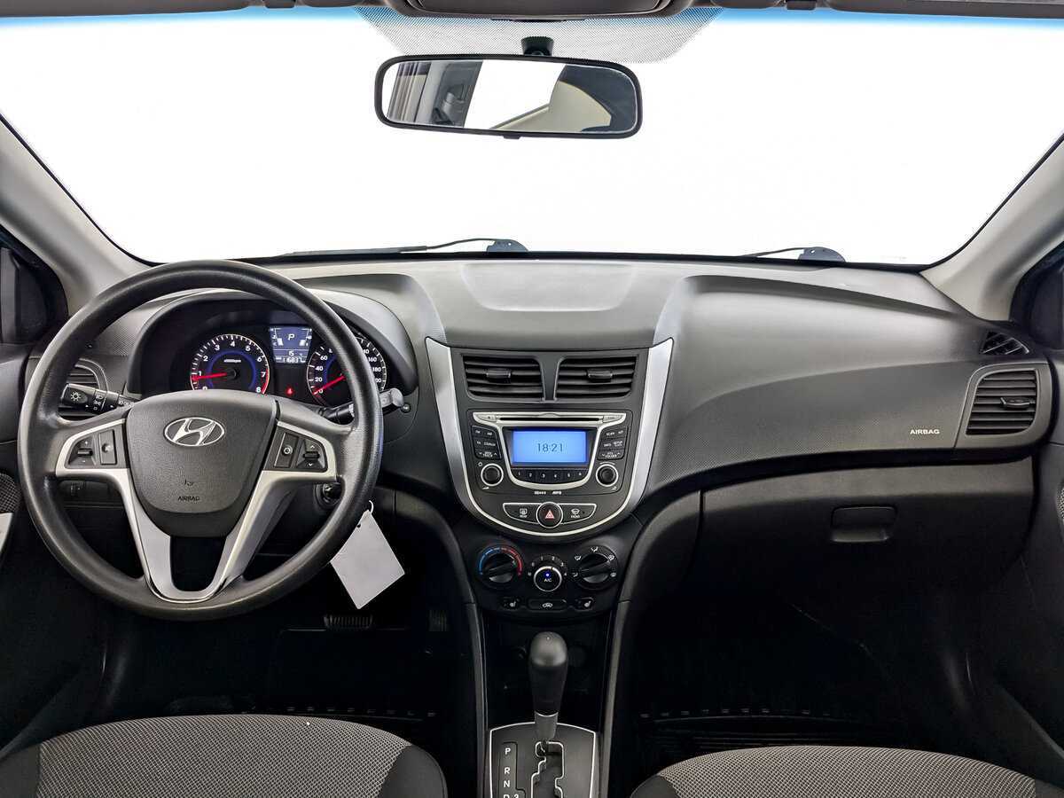 Купить Hyundai Solaris, 2012, 116 845 км, фото №12