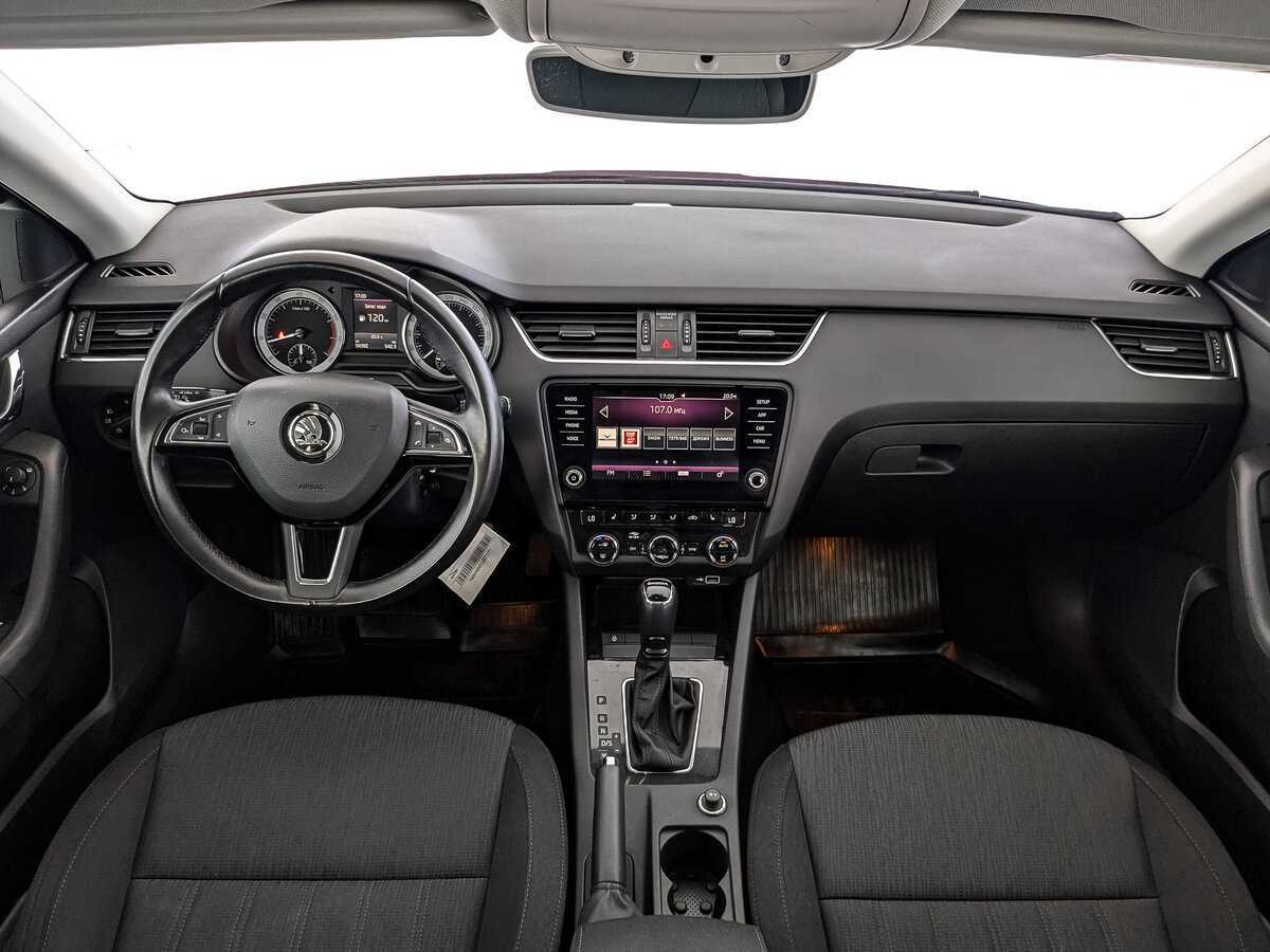 Купить Skoda Octavia, 2018, 54 386 км, фото №9