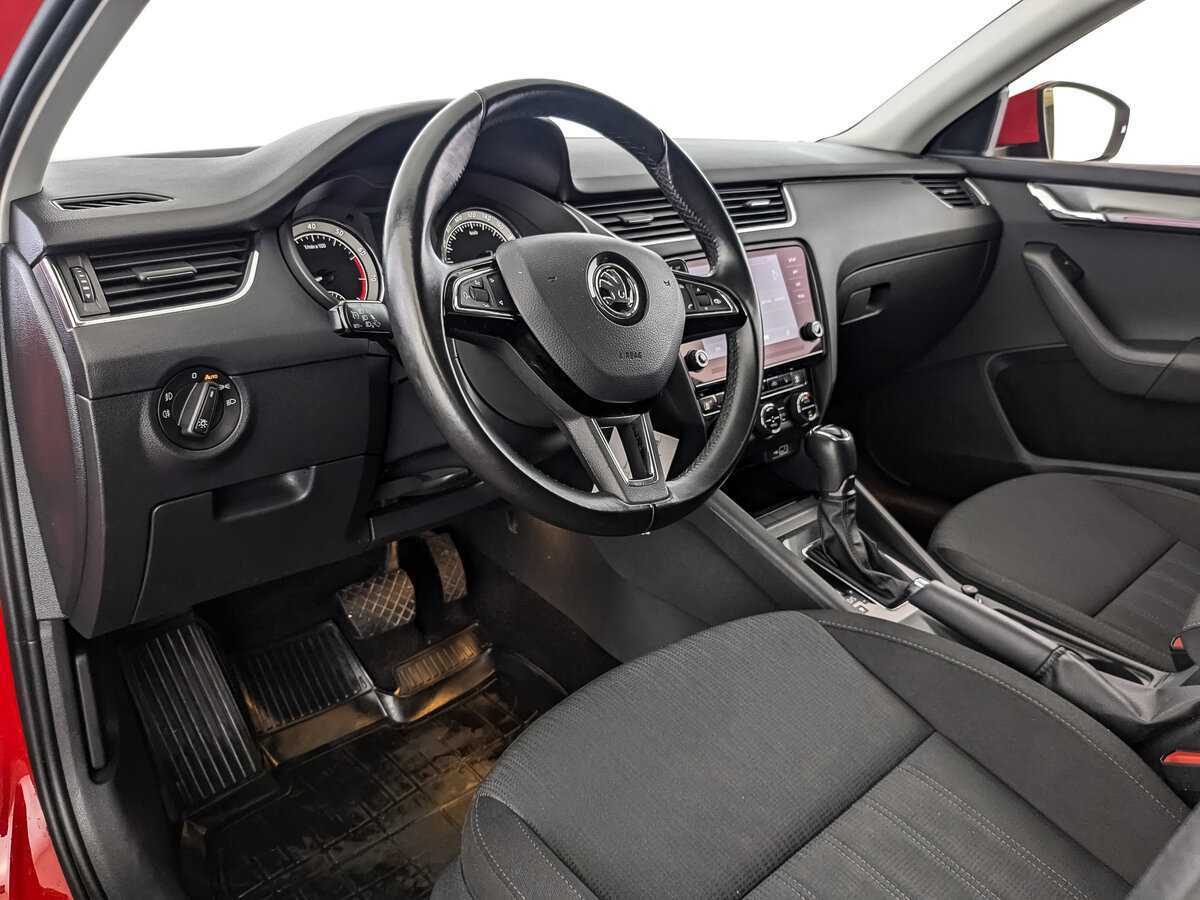 Купить Skoda Octavia, 2018, 54 386 км, фото №10