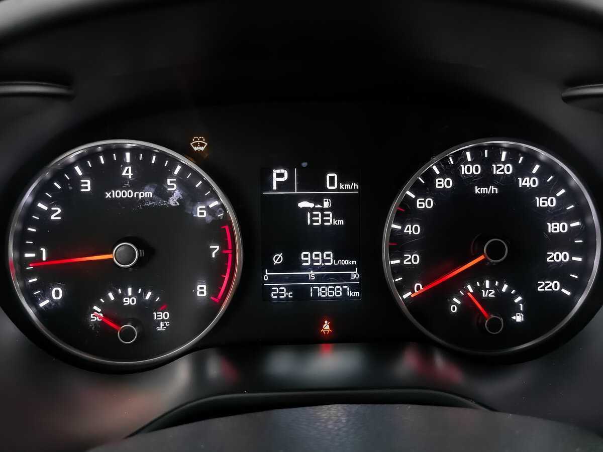 Купить Kia Rio X-Line, 2019, 178 540 км, фото №12