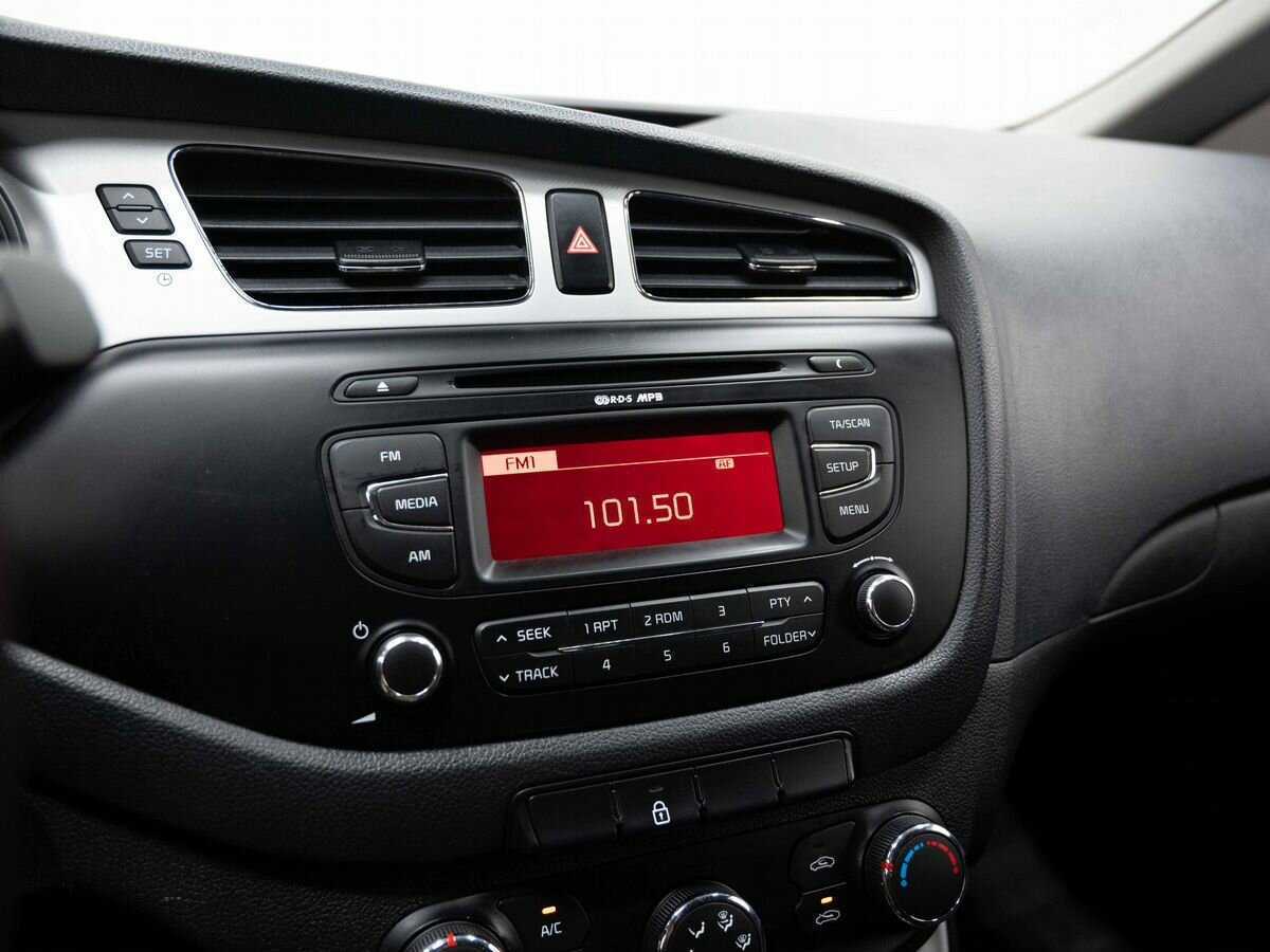 Купить Kia Ceed, 2013, 130 000 км, фото №19