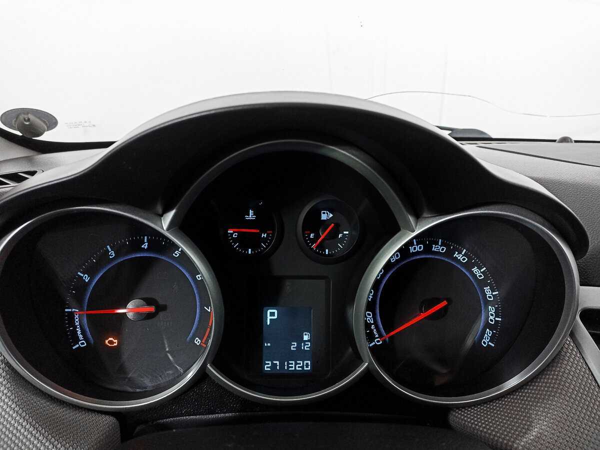 Купить Chevrolet Cruze, 2012, 271 323 км, фото №10