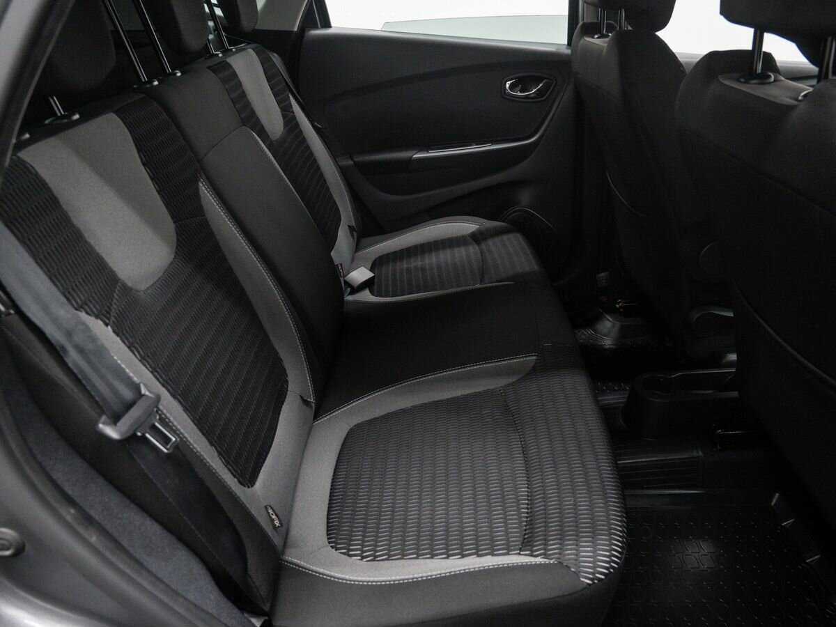 Купить Renault Kaptur, 2018, 150 305 км, фото №9