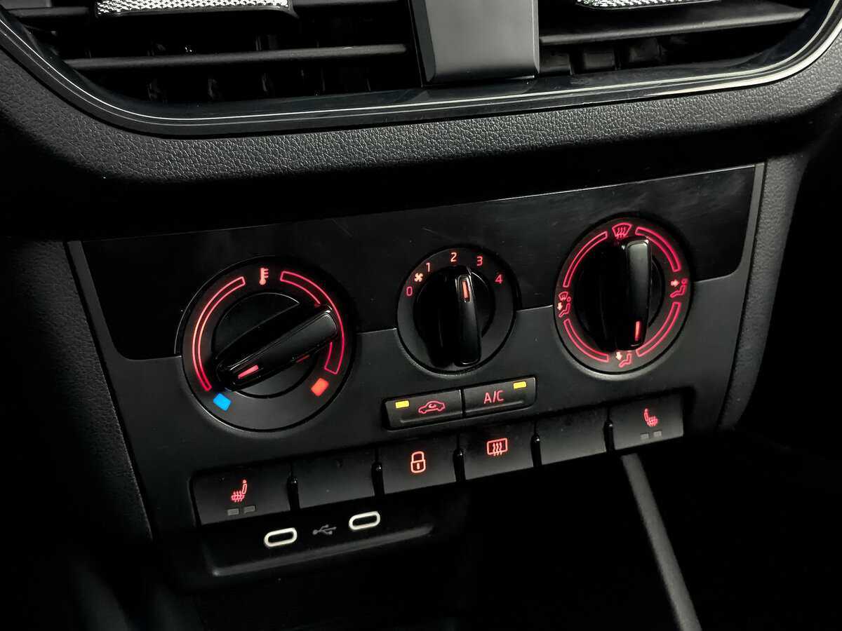 Купить Volkswagen Polo, 2021, 76 258 км, фото №19