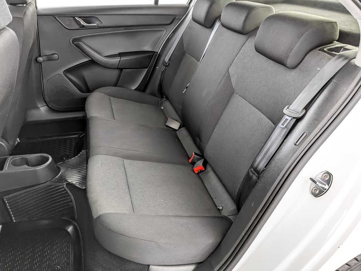 Купить Skoda Rapid, 2017, 189 398 км, фото №12