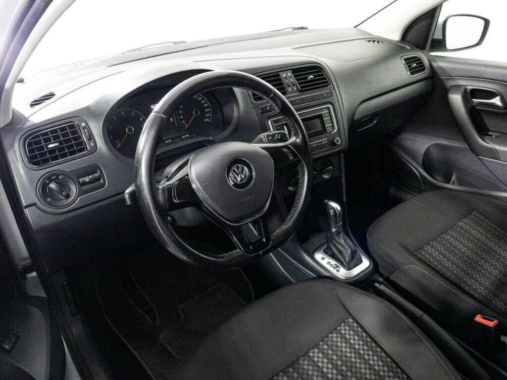 Купить Volkswagen Polo, 2016, 117 617 км, фото №11