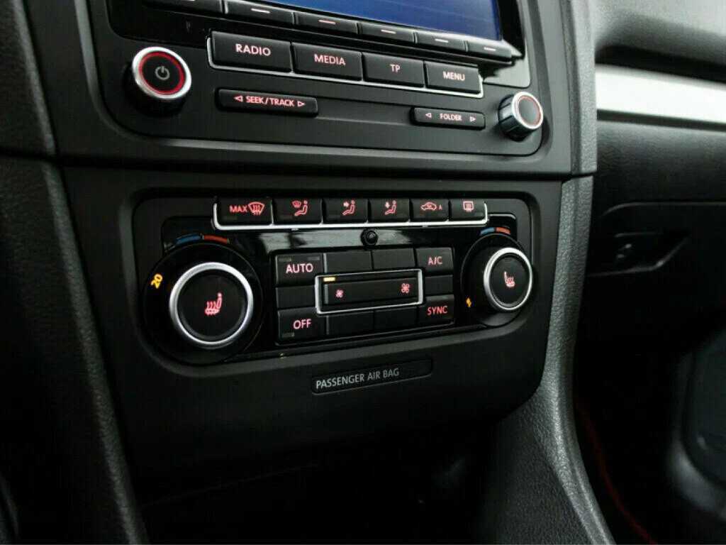 Купить Volkswagen Golf, 2012, 131 900 км, фото №14