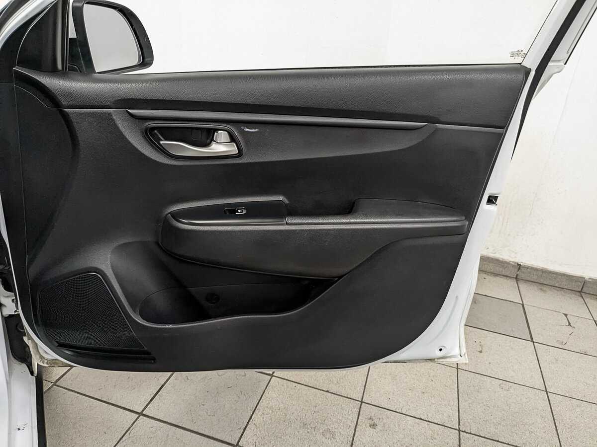 Купить Kia Rio X-Line, 2020, 197 891 км, фото №24