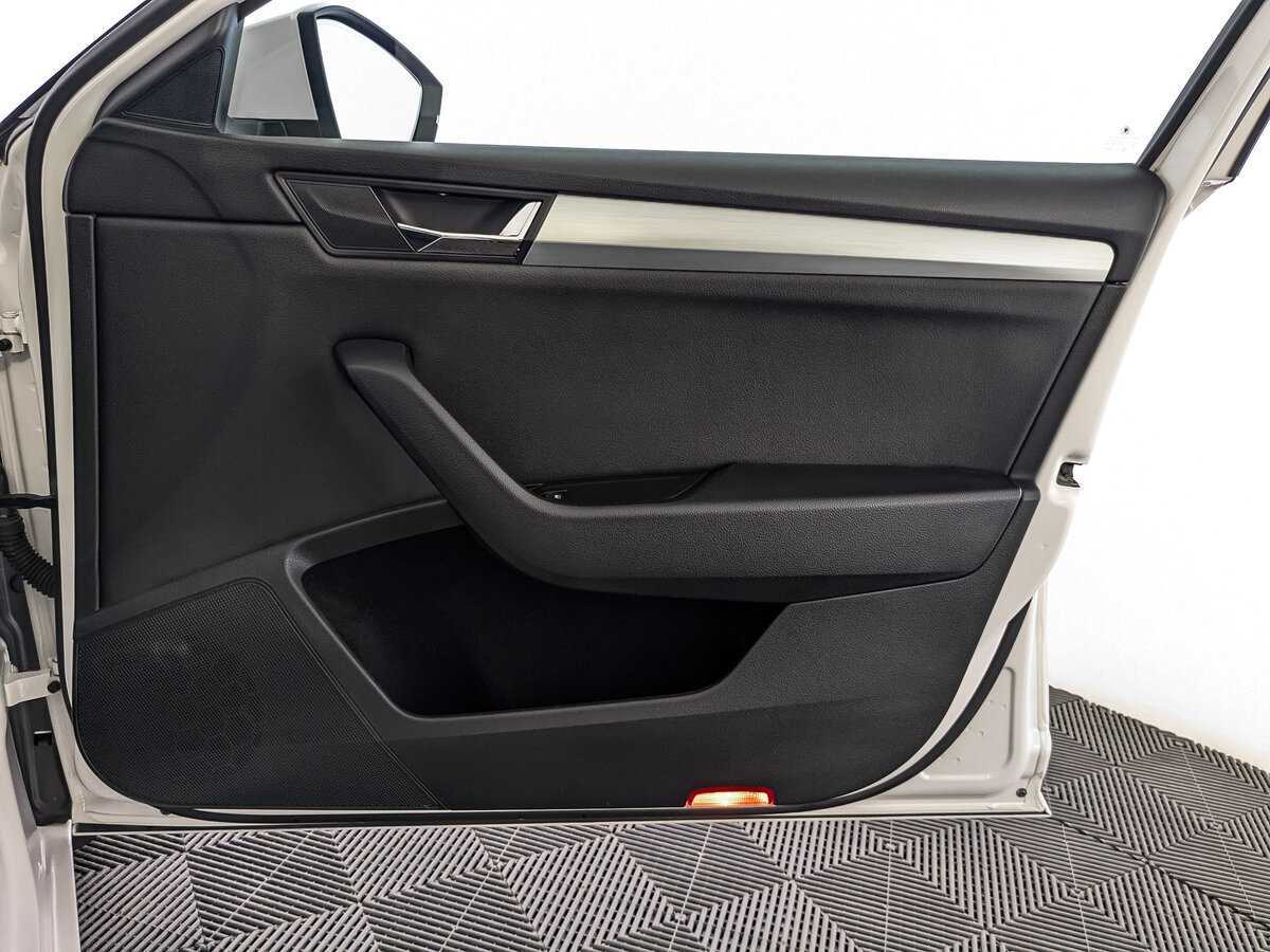 Купить Skoda Superb, 2018, 116 628 км, фото №25