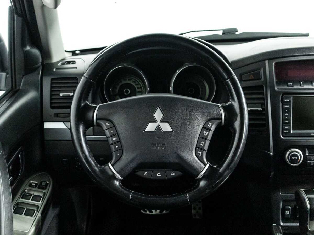 Купить Mitsubishi Pajero, 2012, 215 000 км, фото №17