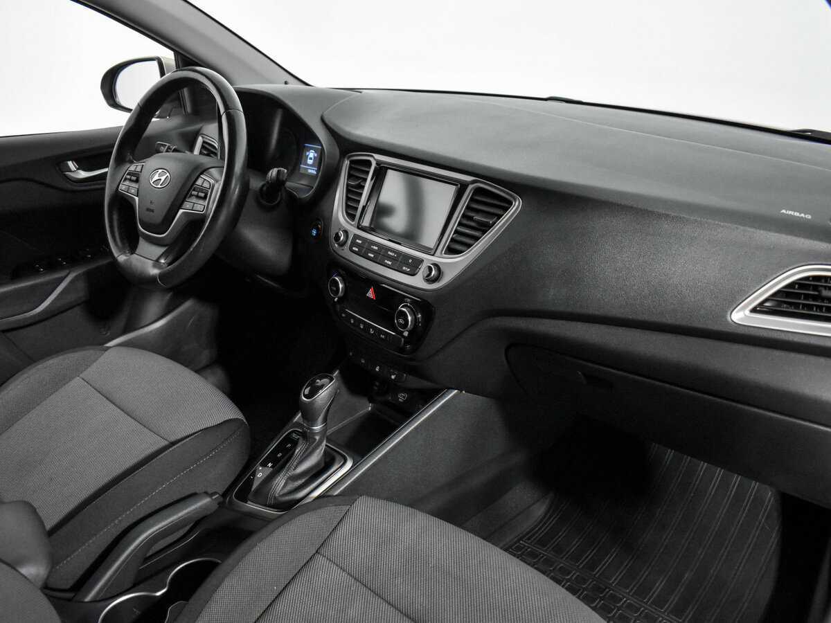 Купить Hyundai Solaris, 2019, 124 766 км, фото №14