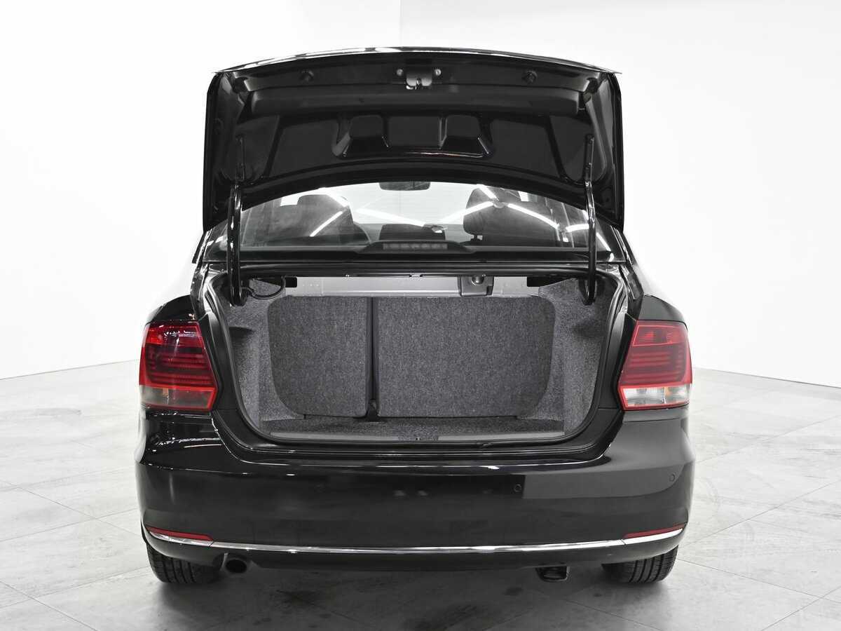 Купить Volkswagen Polo, 2017, 124 000 км, фото №5