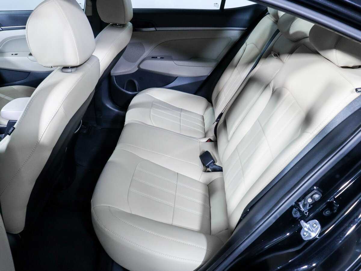 Купить Hyundai Elantra, 2018, 100 660 км, фото №7