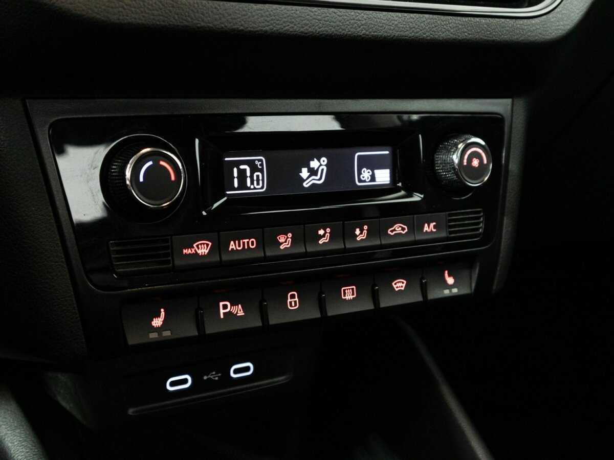 Купить Volkswagen Polo, 2020, 57 490 км, фото №17