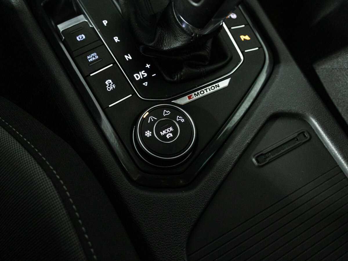 Купить Volkswagen Tiguan, 2017, 148 706 км, фото №20