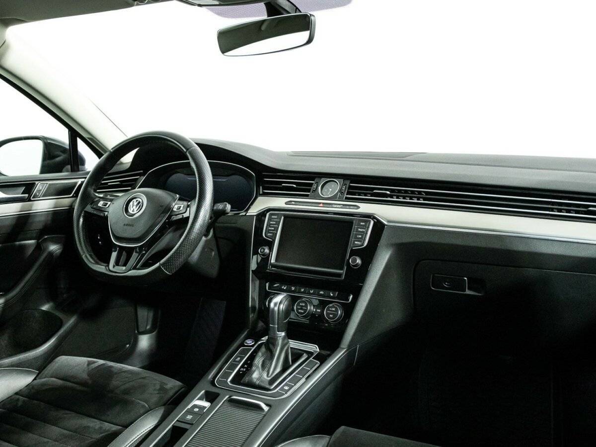 Купить Volkswagen Passat, 2016, 161 625 км, фото №9