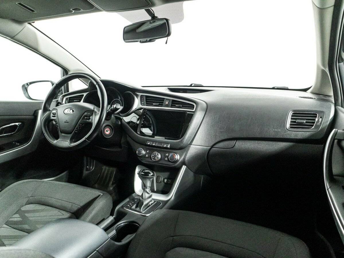 Купить Kia Ceed, 2015, 129 029 км, фото №9