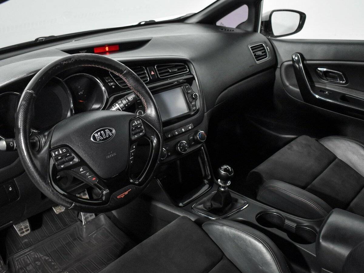Купить Kia Ceed GT, 2015, 164 508 км, фото №9
