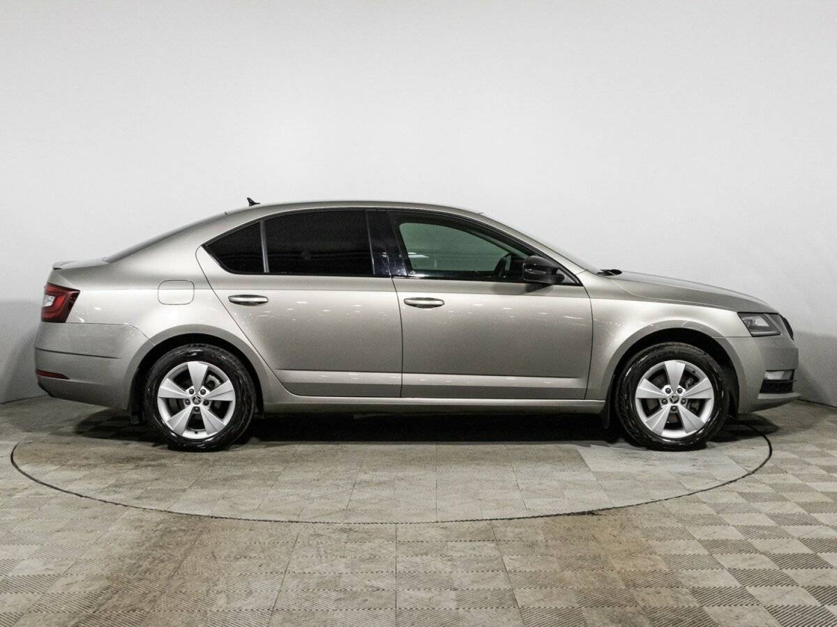 Купить Skoda Octavia, 2018, 150 580 км, фото №4