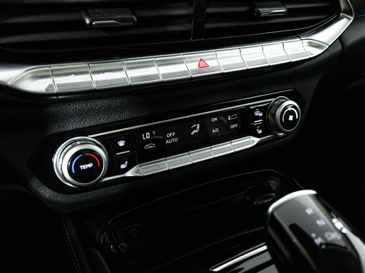 Купить FAW Bestune T77 I, 2024, 9 784 км, фото №18