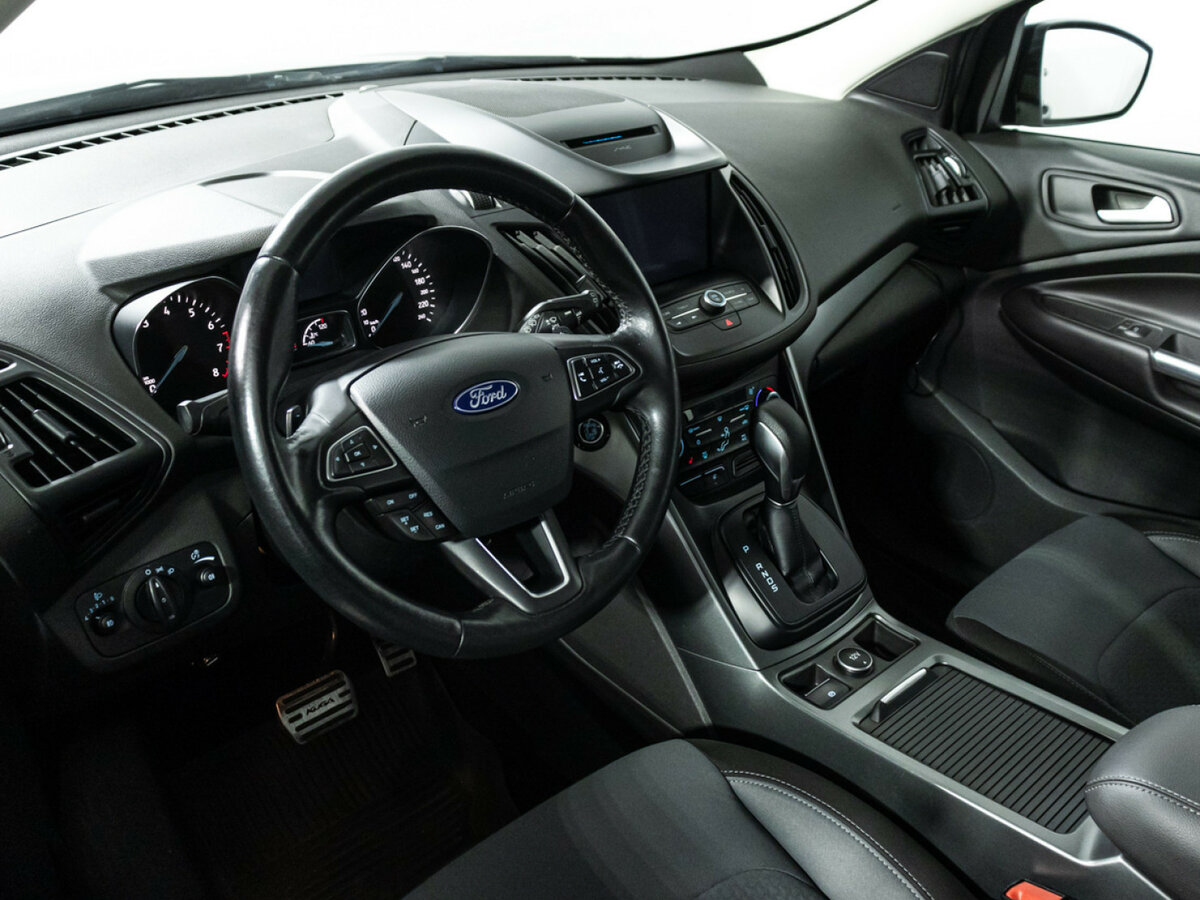 Купить Ford Kuga II Рестайлинг, 2017, 193 000 км, фото №11